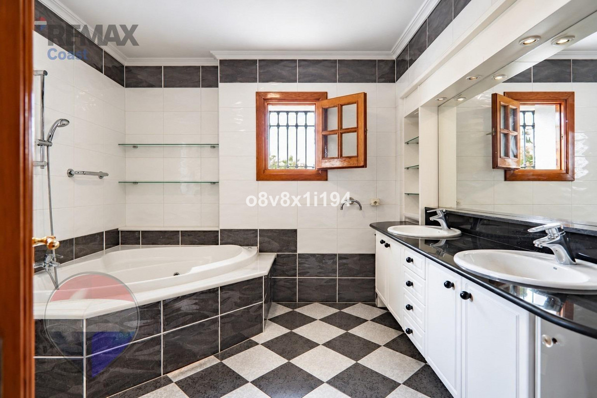 Huis te koop in El Atabal | 6 slaapkamers H5530576