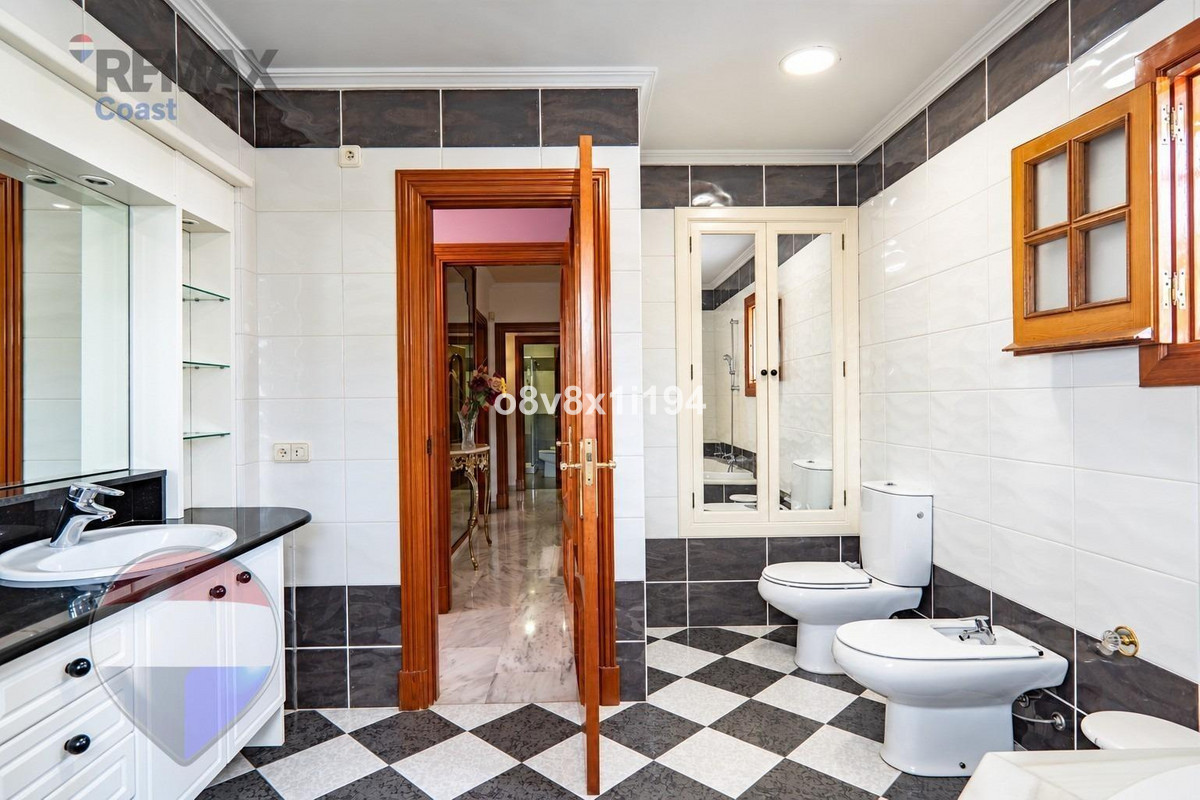 Huis te koop in El Atabal | 6 slaapkamers H5530576