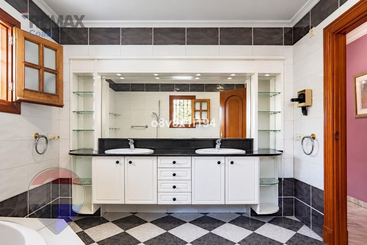 Huis te koop in El Atabal | 6 slaapkamers H5530576