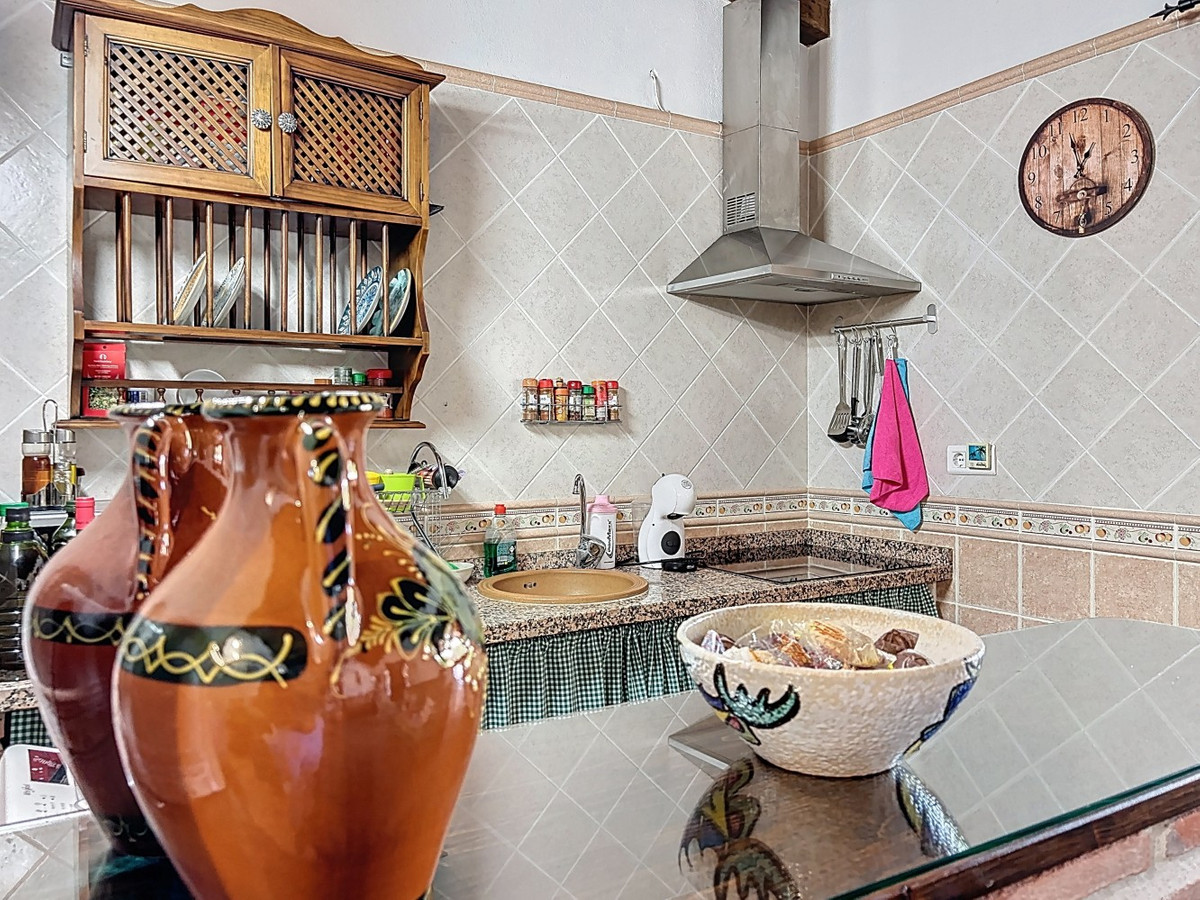 Finca - Cortijo te koop in El Borge | 1 slaapkamers H5114746