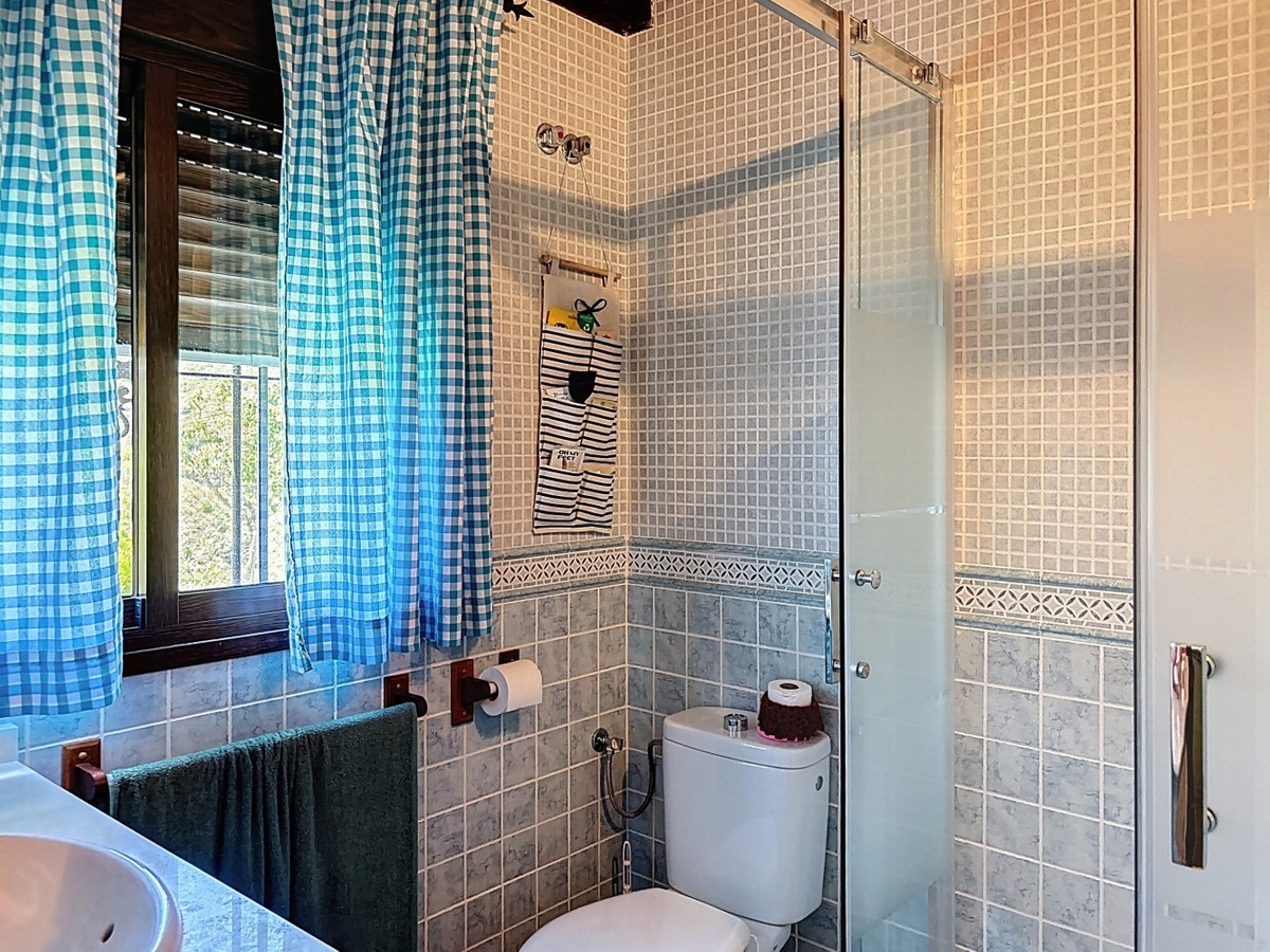 Finca - Cortijo te koop in El Borge | 1 slaapkamers H5114746