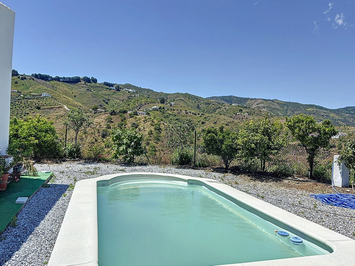 Finca - Cortijo te koop in El Borge | 1 slaapkamers H5114746