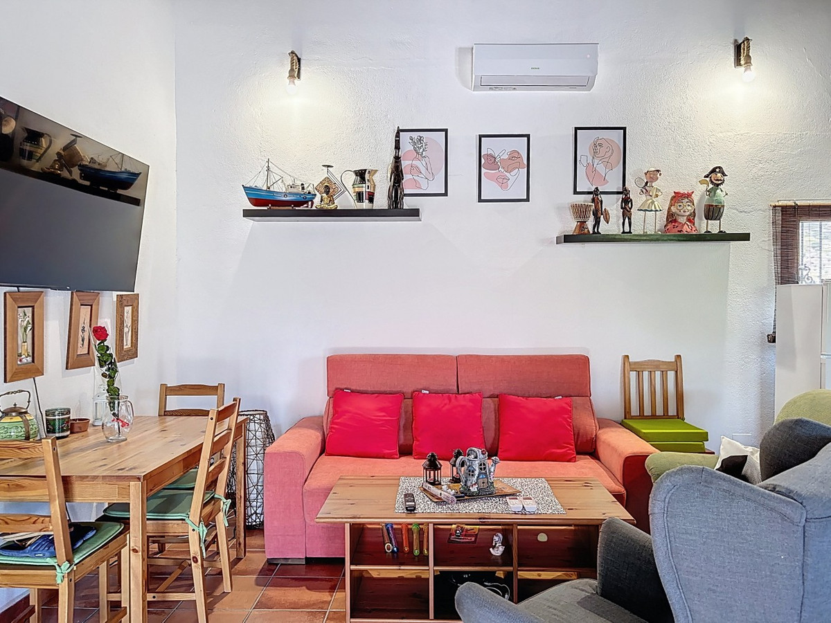 Finca - Cortijo te koop in El Borge | 1 slaapkamers H5114746