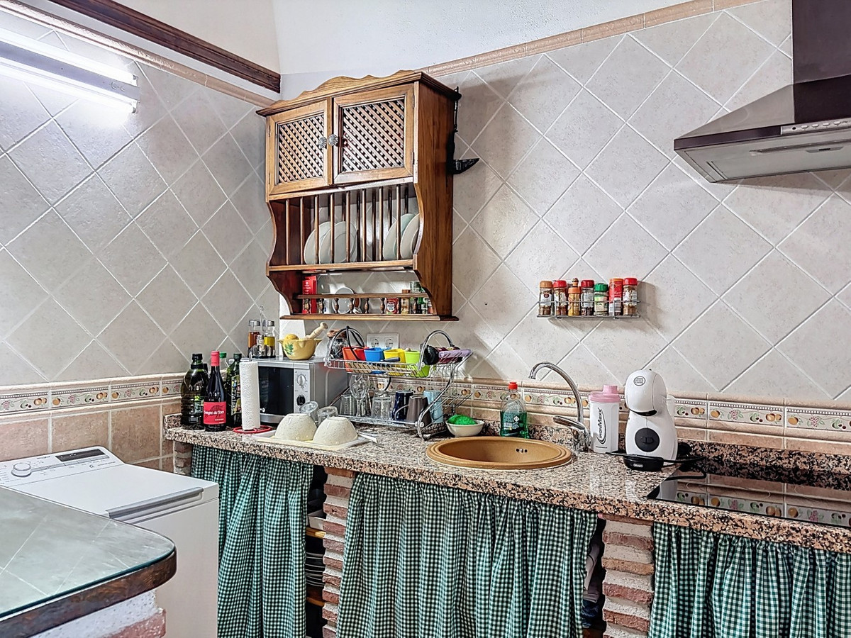 Finca - Cortijo te koop in El Borge | 1 slaapkamers H5114746