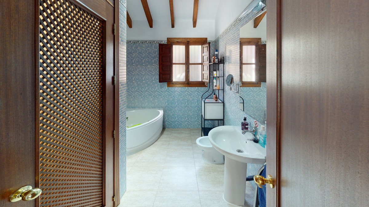 Huis te koop in El Borge | 4 slaapkamers H5169748