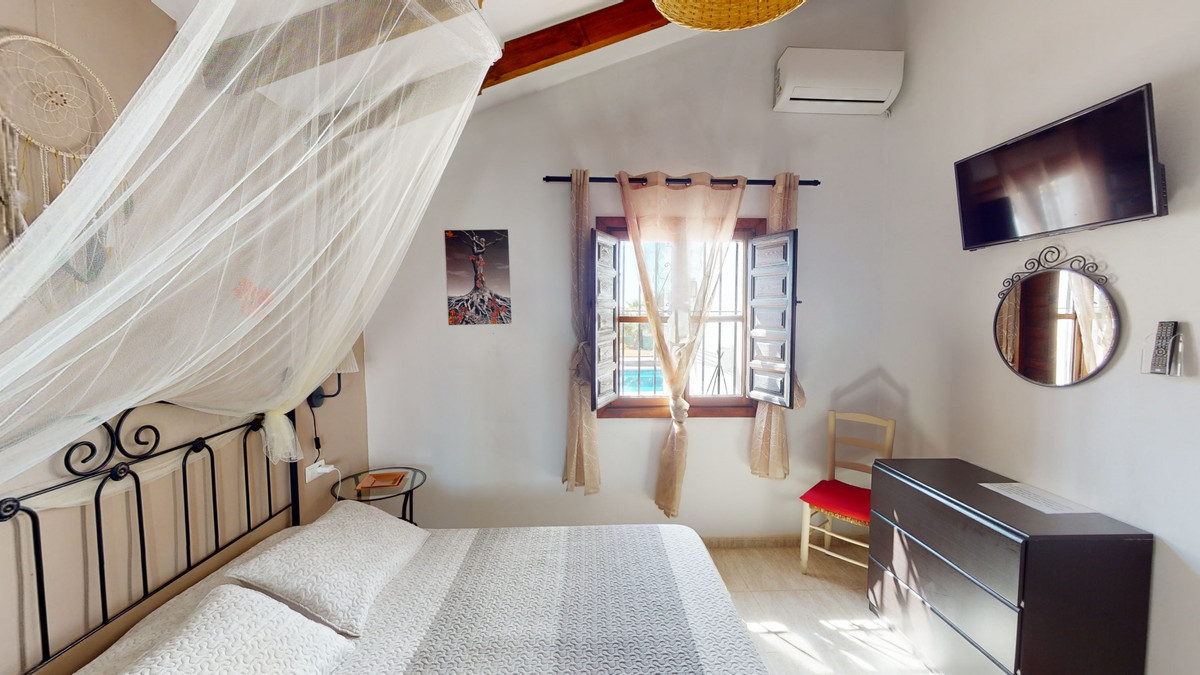 Huis te koop in El Borge | 4 slaapkamers H5169748