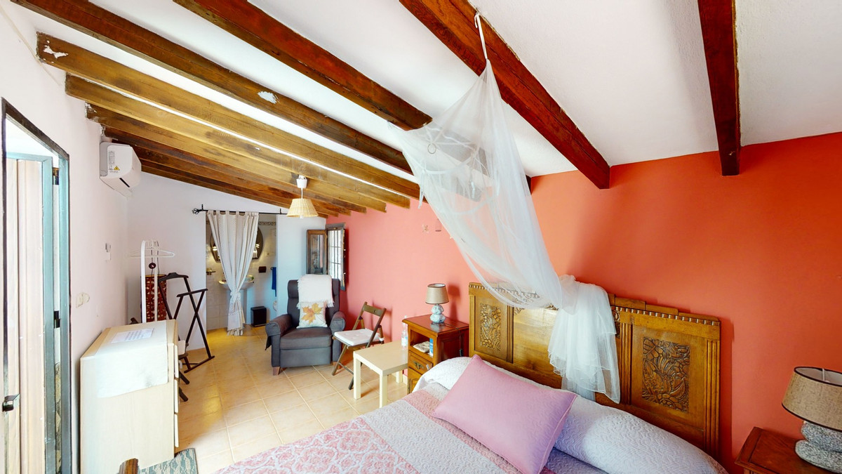 Huis te koop in El Borge | 4 slaapkamers H5169748