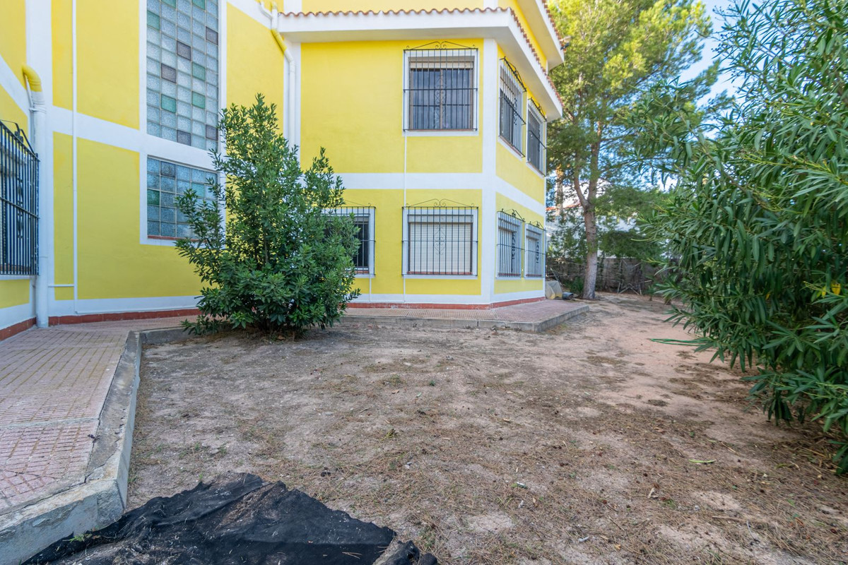 Huis te koop in El Campello | 5 slaapkamers H411734