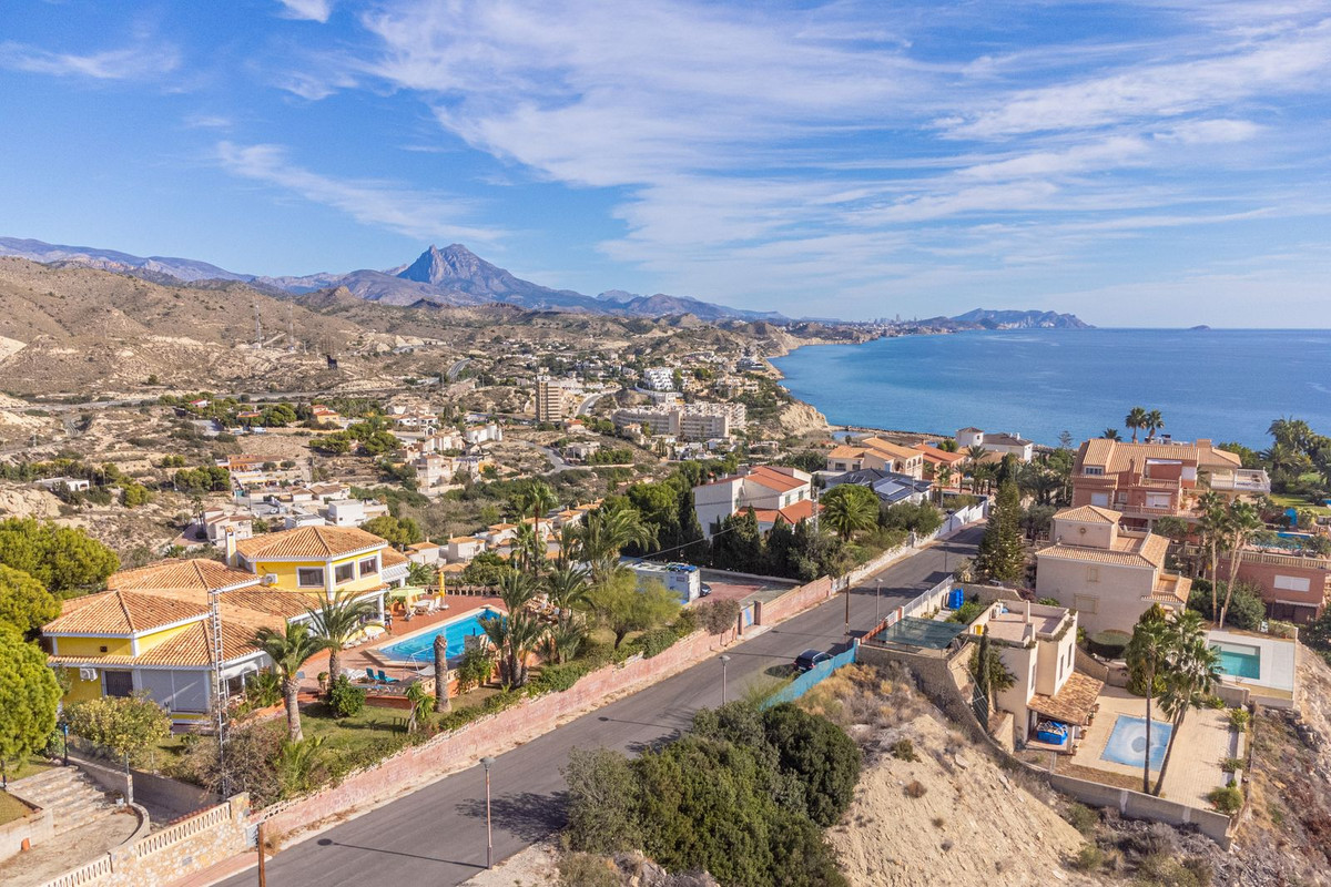 Huis te koop in El Campello | 5 slaapkamers H411734