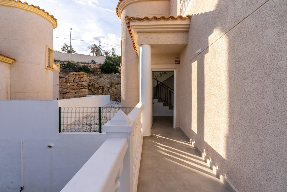 Bungalow te koop in El Campello | 3 slaapkamers H5296381