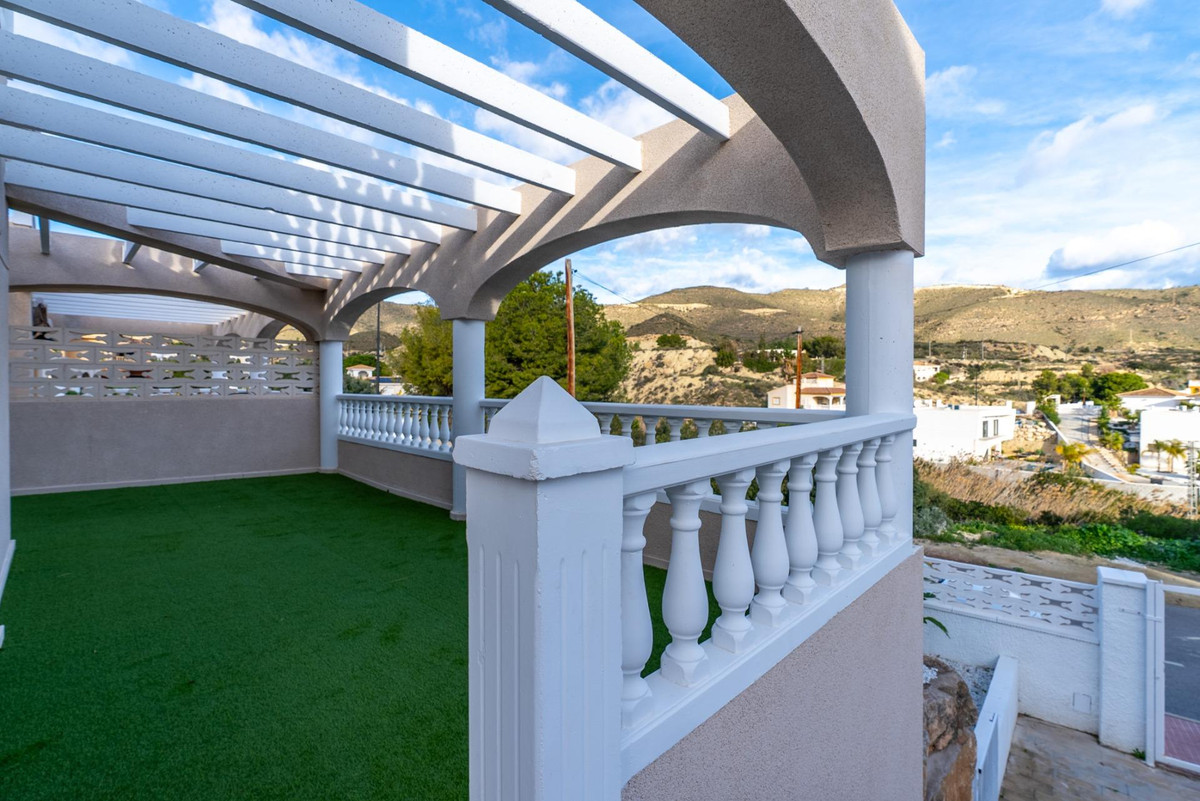 Bungalow te koop in El Campello | 3 slaapkamers H5296381