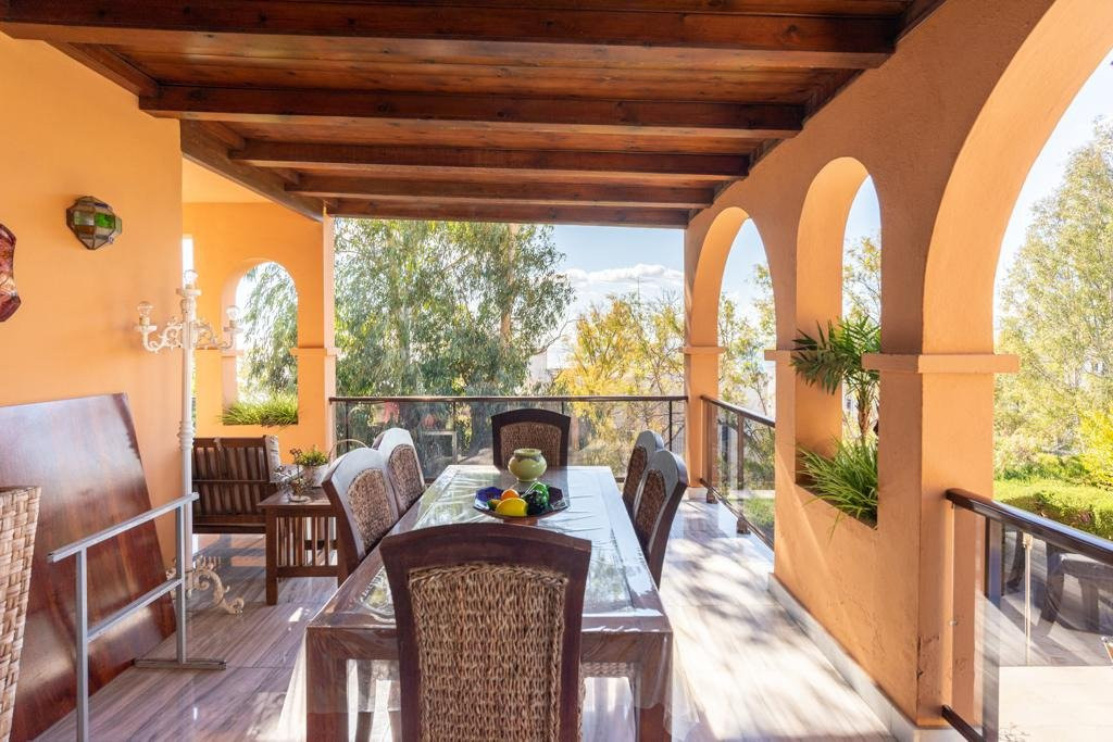 Huis te koop in El Candado | 4 slaapkamers H5046751