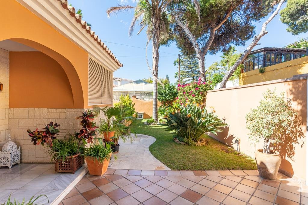 Huis te koop in El Candado | 4 slaapkamers H5046751