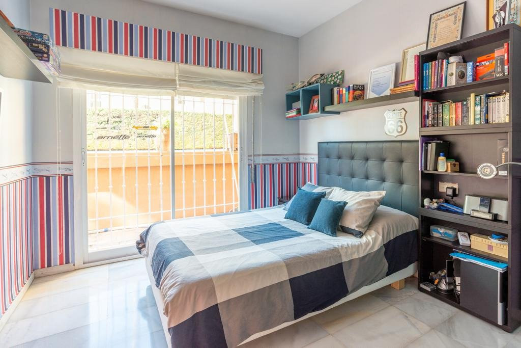 Huis te koop in El Candado | 4 slaapkamers H5046751
