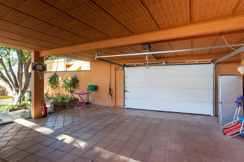 Huis te koop in El Candado | 4 slaapkamers H5046751