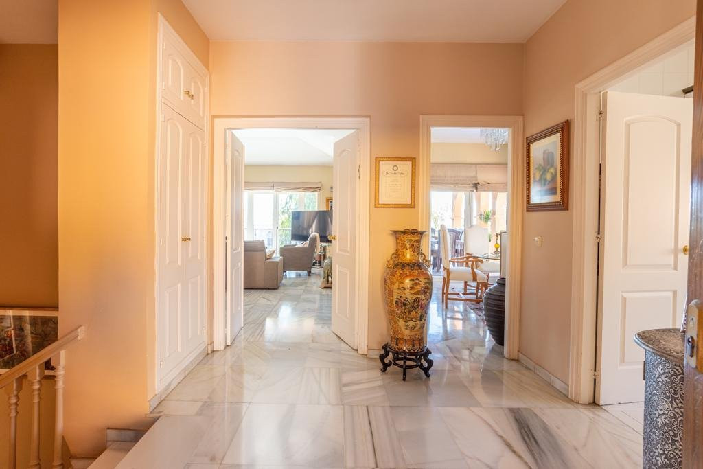 Huis te koop in El Candado | 4 slaapkamers H5046751