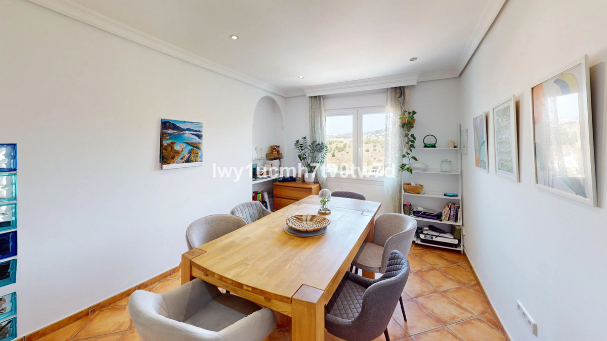 Huis te koop in El Candado | 5 slaapkamers H5112457