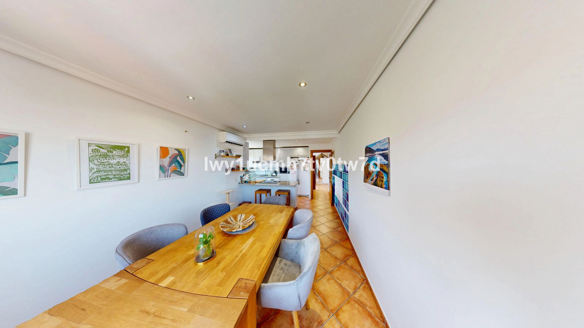 Huis te koop in El Candado | 5 slaapkamers H5112457