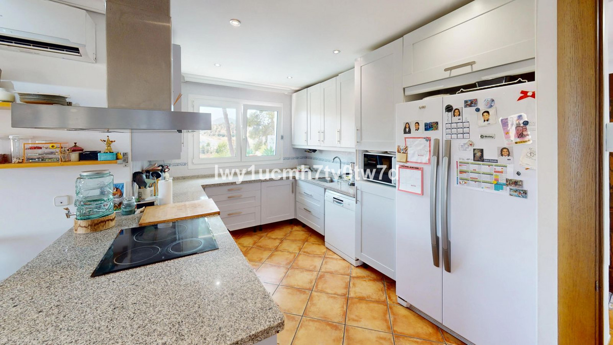 Huis te koop in El Candado | 5 slaapkamers H5112457