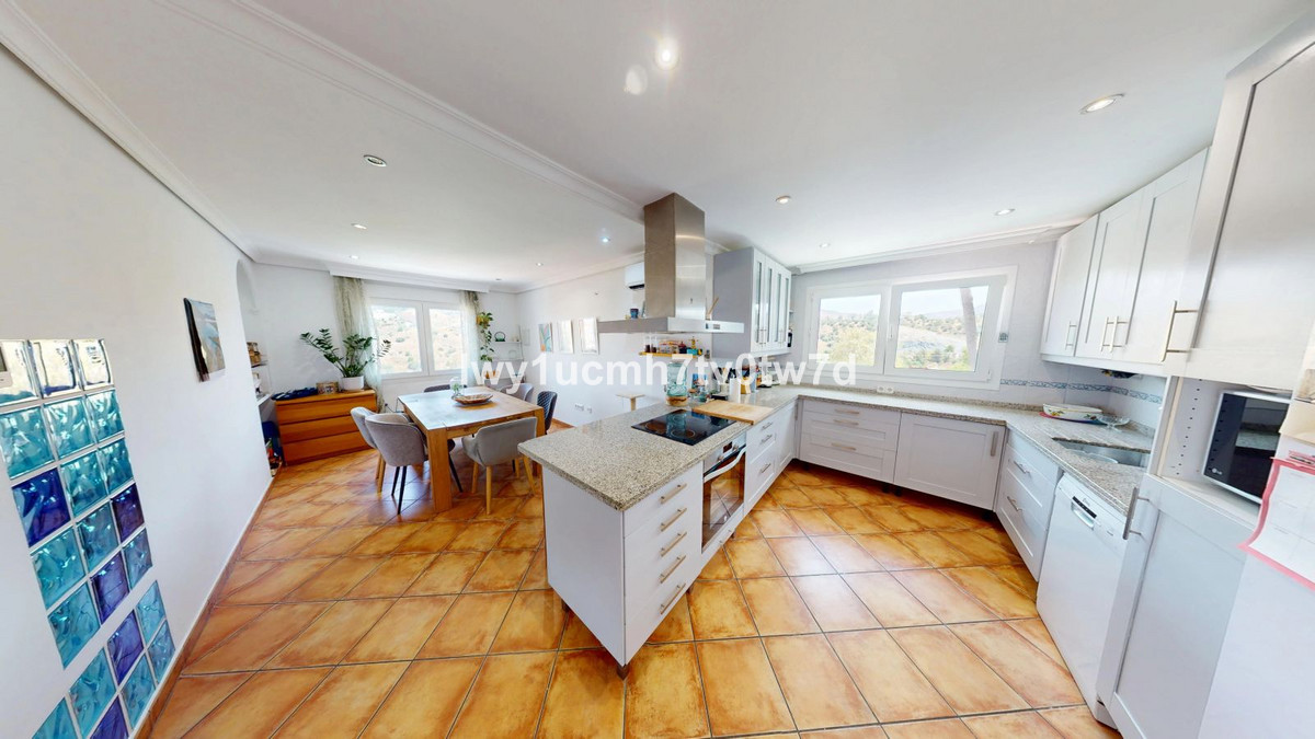 Huis te koop in El Candado | 5 slaapkamers H5112457
