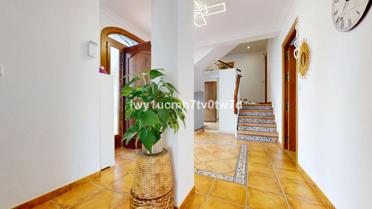 Huis te koop in El Candado | 5 slaapkamers H5112457