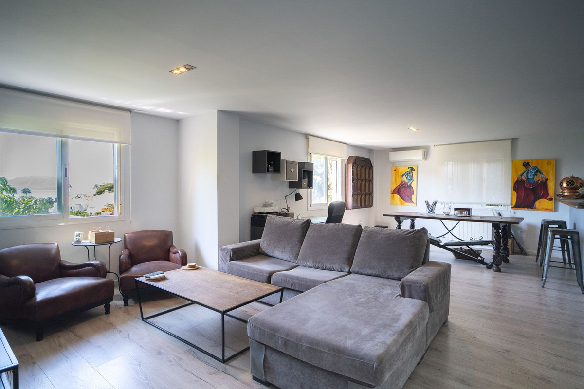 Huis te koop in El Candado | 8 slaapkamers H5253931