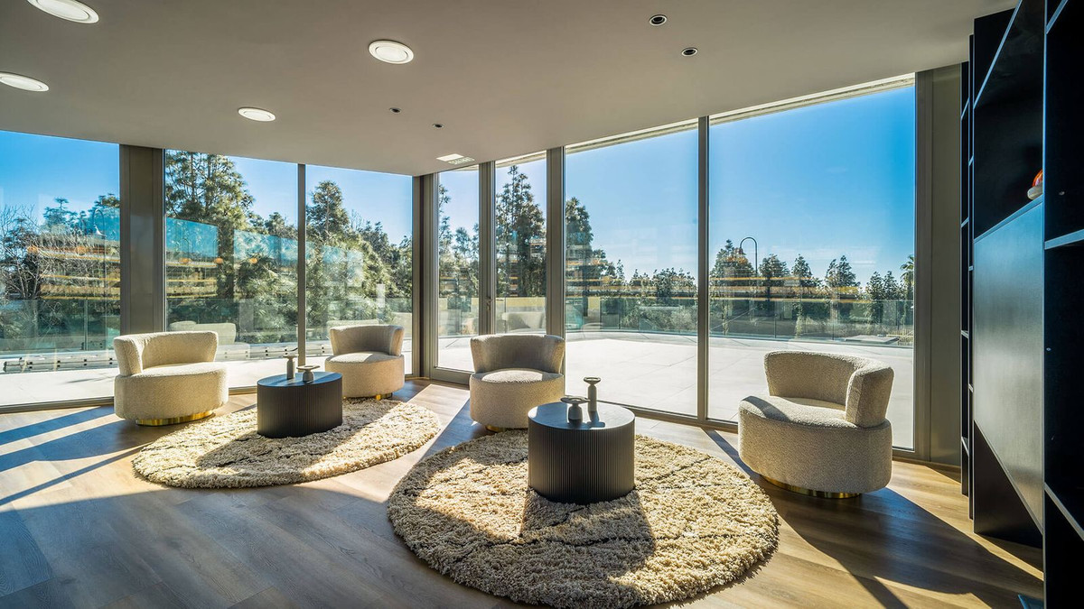 Property main view 20