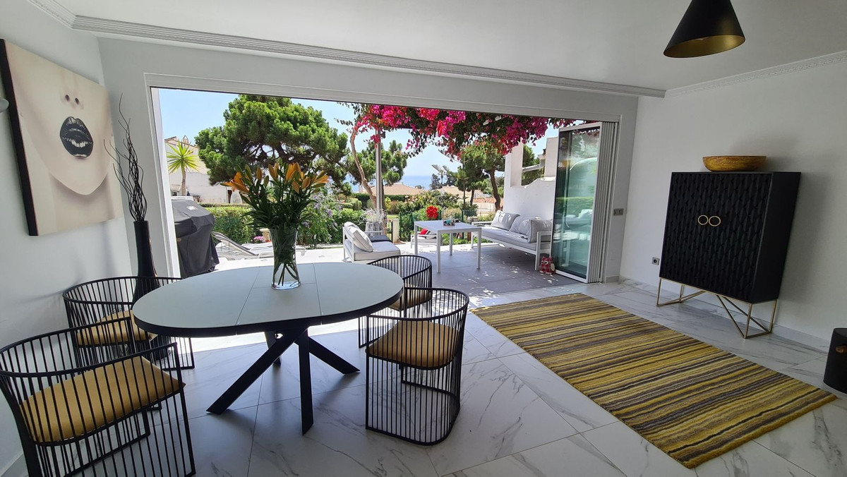 Semi-Vrijstaande Villa in El Chaparral-10