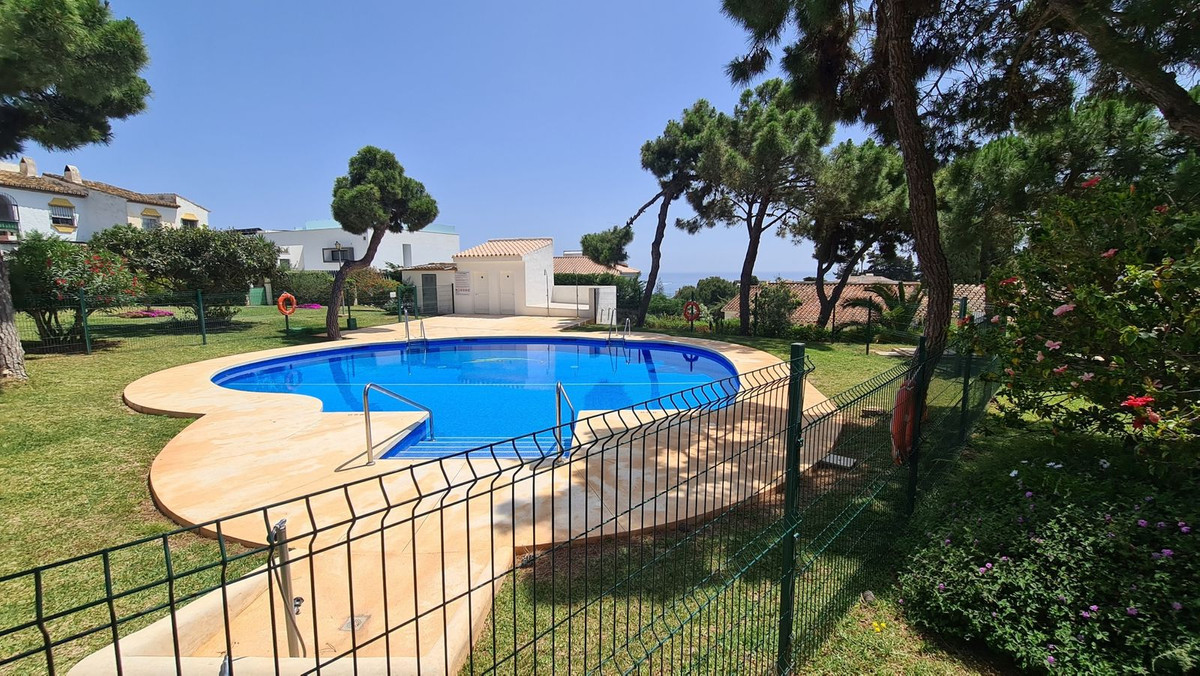 Semi-Vrijstaande Villa in El Chaparral-52