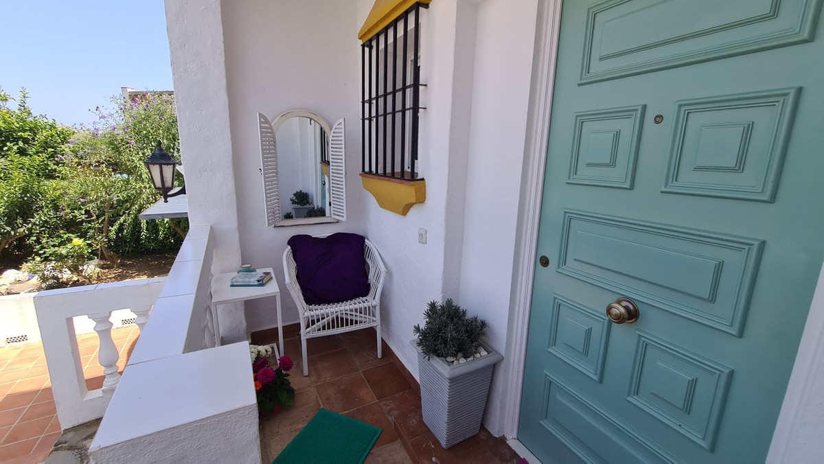 Semi-Vrijstaande Villa in El Chaparral-7
