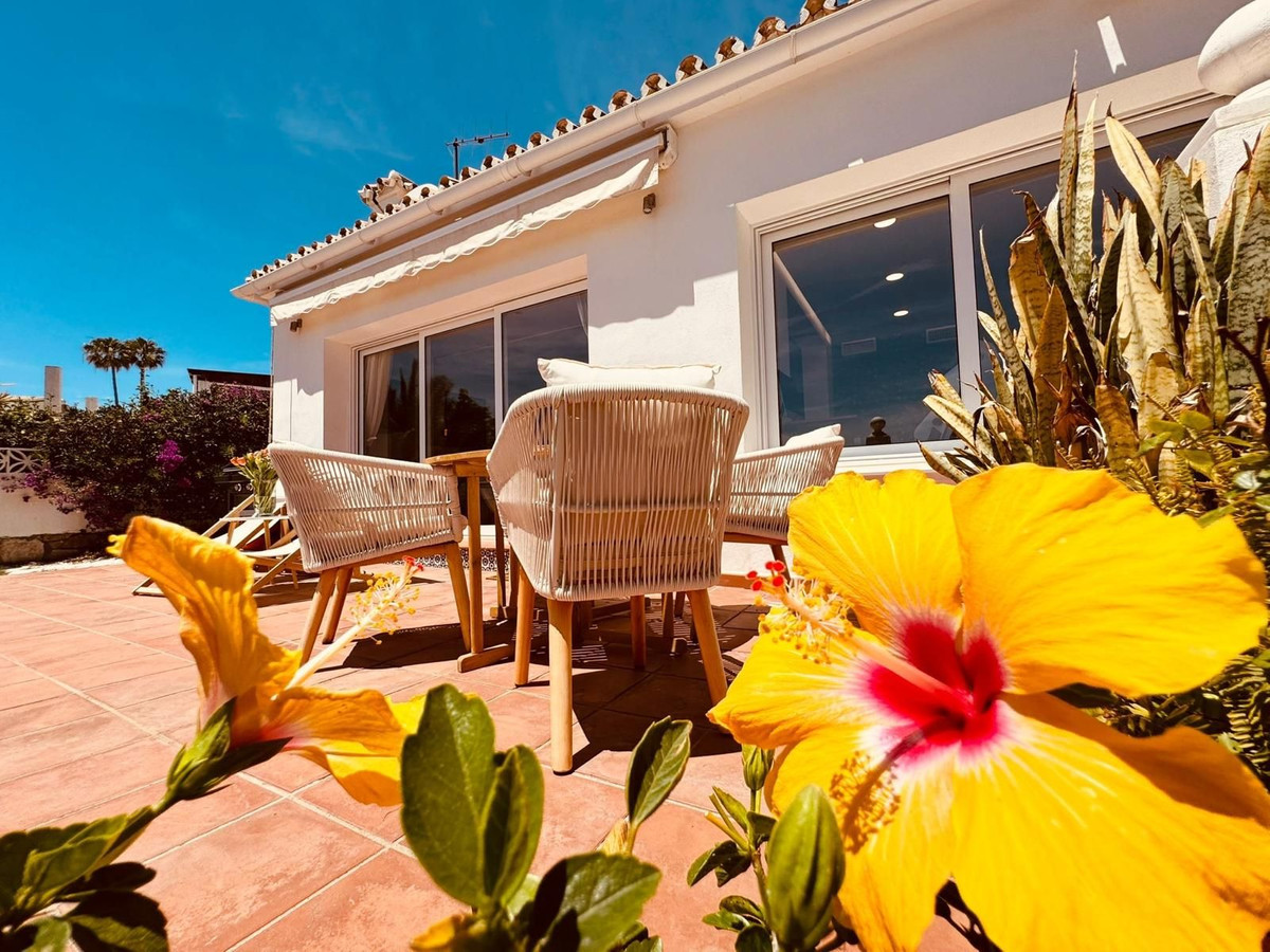 Huis te koop in El Chaparral | 3 slaapkamers H5034052