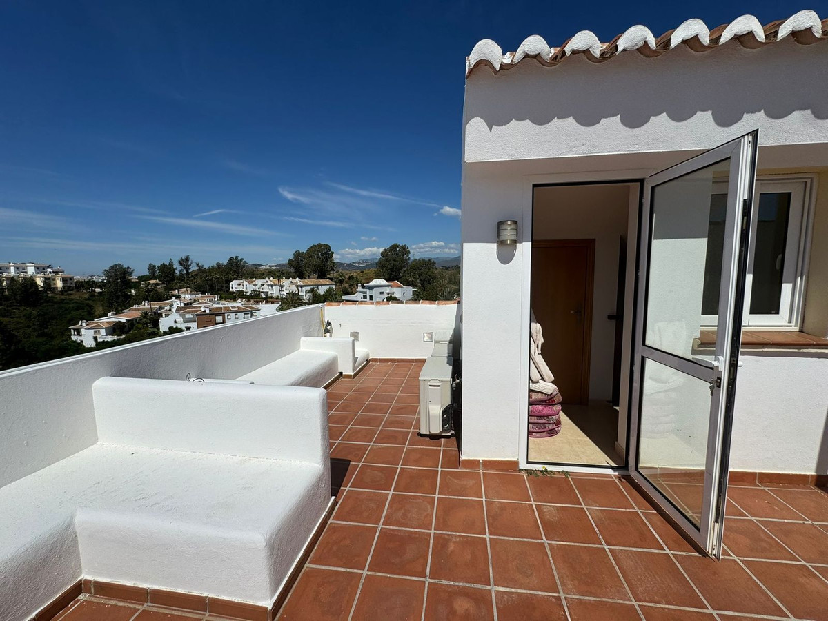 Geschakelde Woning in El Chaparral-10
