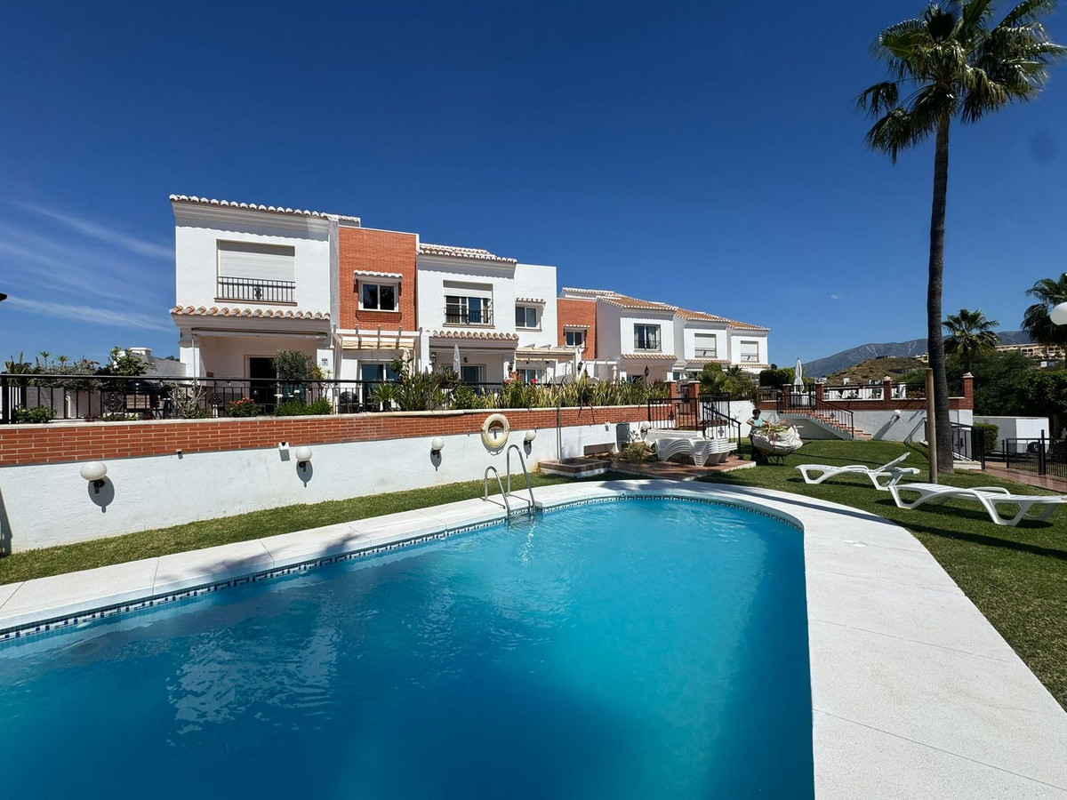 Geschakelde Woning in El Chaparral-2