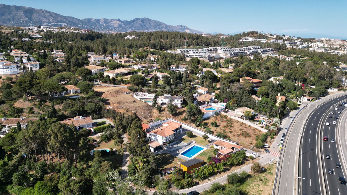 Huis te koop in El Chaparral | 16 slaapkamers H5051074