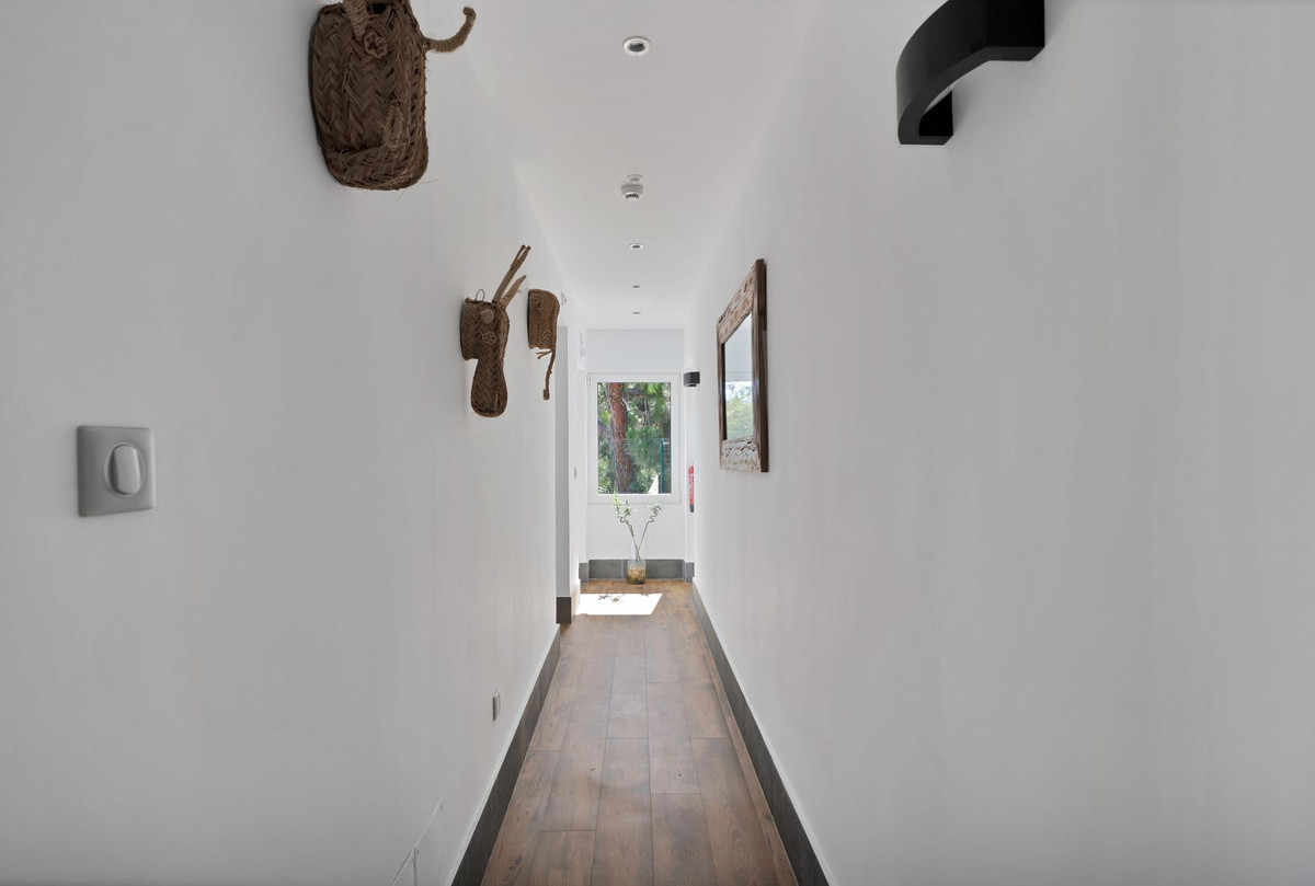 Huis te koop in El Chaparral | 16 slaapkamers H5051074