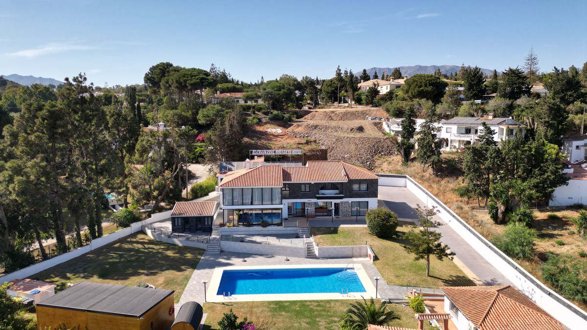 Huis te koop in El Chaparral | 16 slaapkamers H5051074