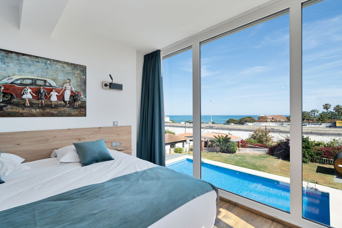 Huis te koop in El Chaparral | 16 slaapkamers H5051074
