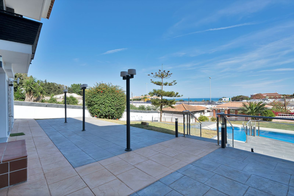 Huis te koop in El Chaparral | 16 slaapkamers H5051074