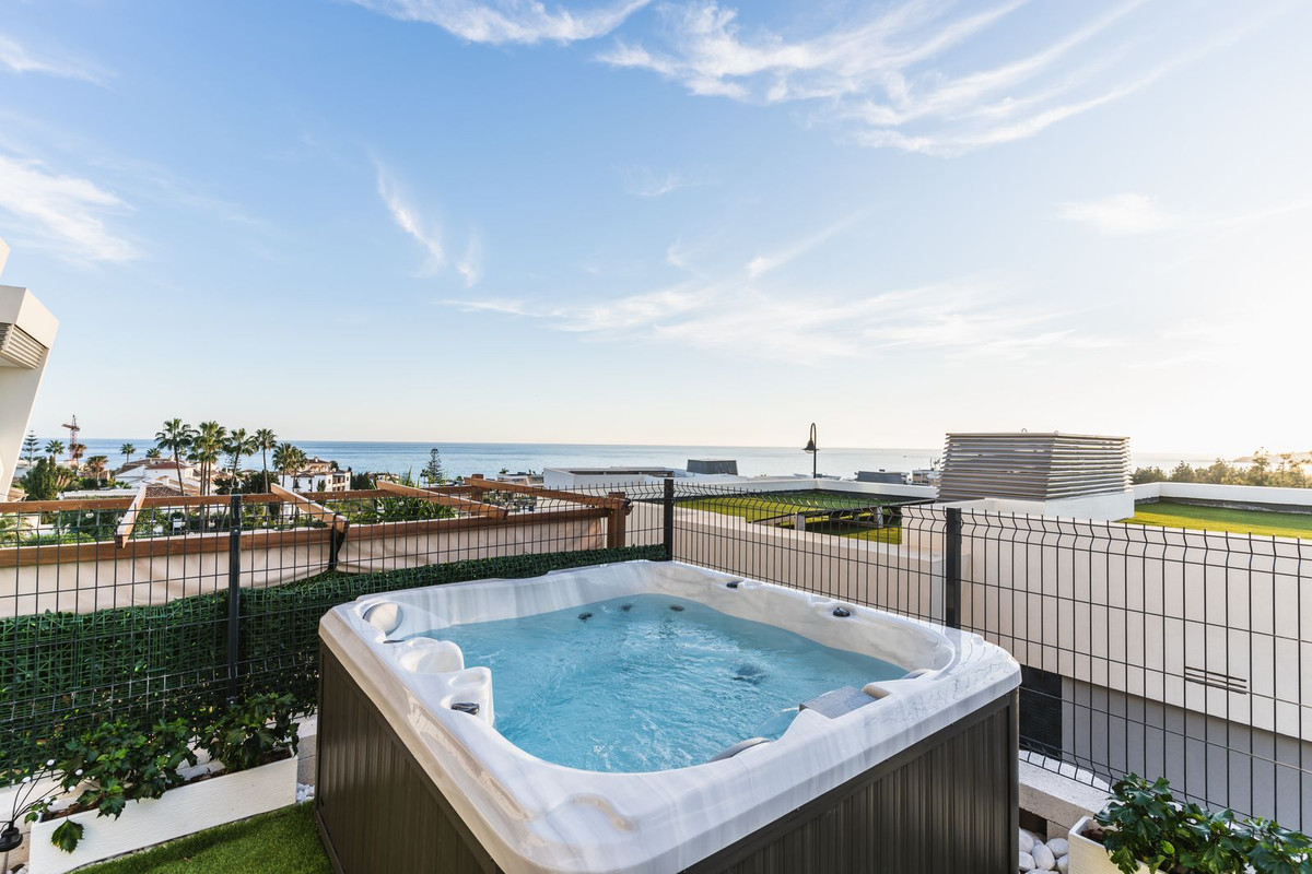Huis te koop in El Chaparral | 3 slaapkamers H5065156