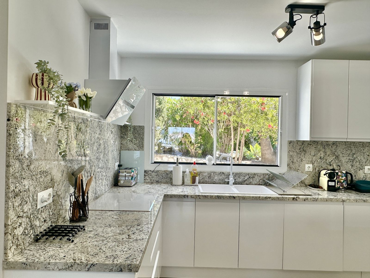 Huis te koop in El Chaparral | 3 slaapkamers H5073133