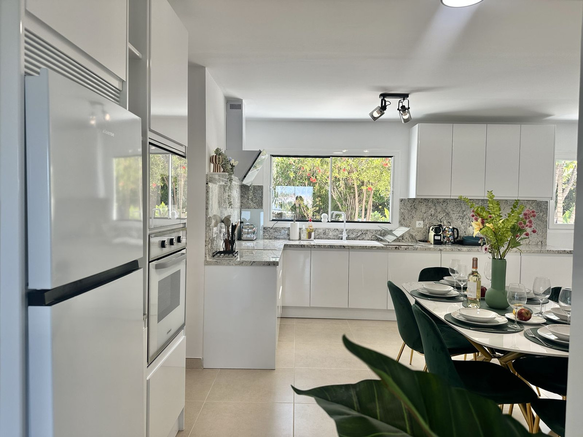 Huis te koop in El Chaparral | 3 slaapkamers H5073133