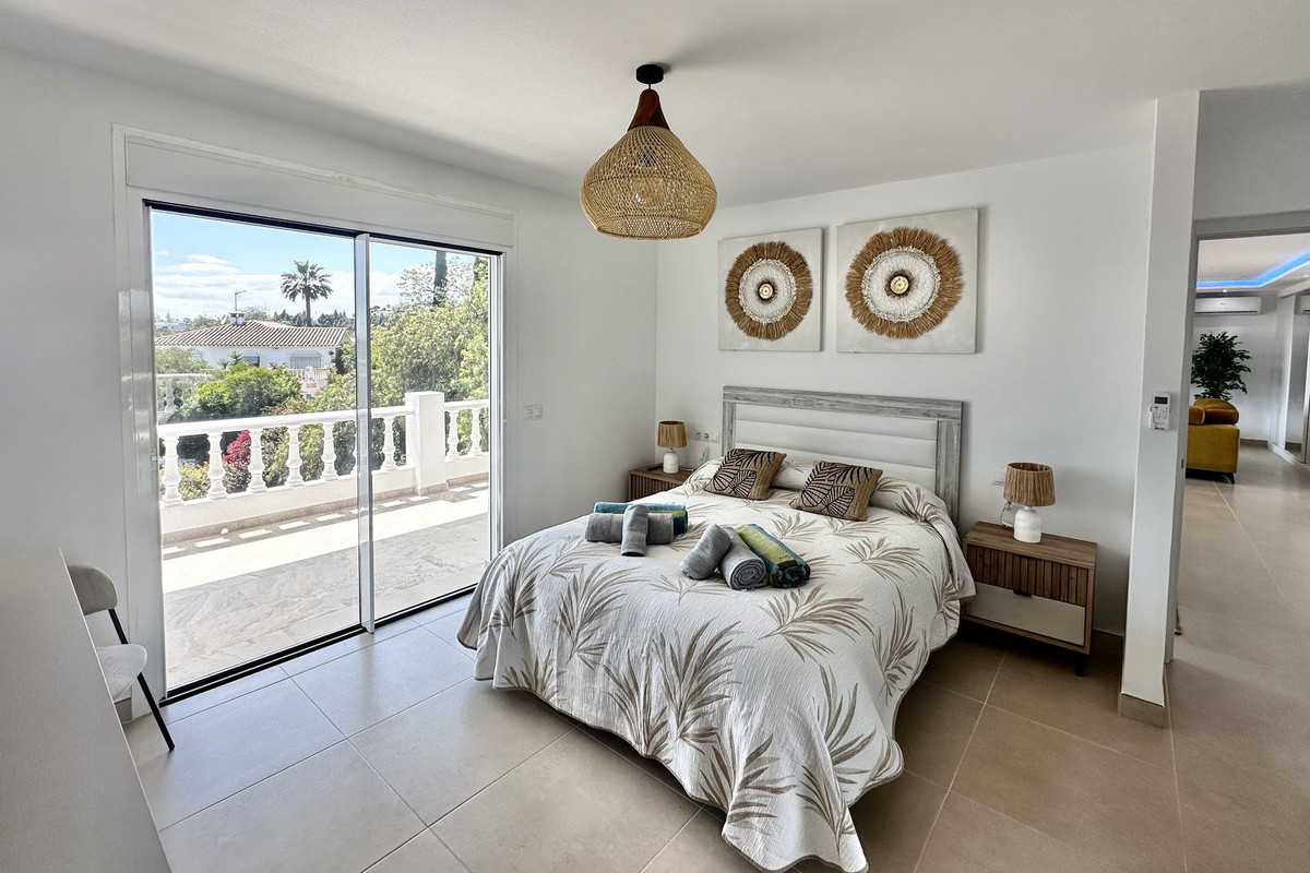 Huis te koop in El Chaparral | 3 slaapkamers H5073133