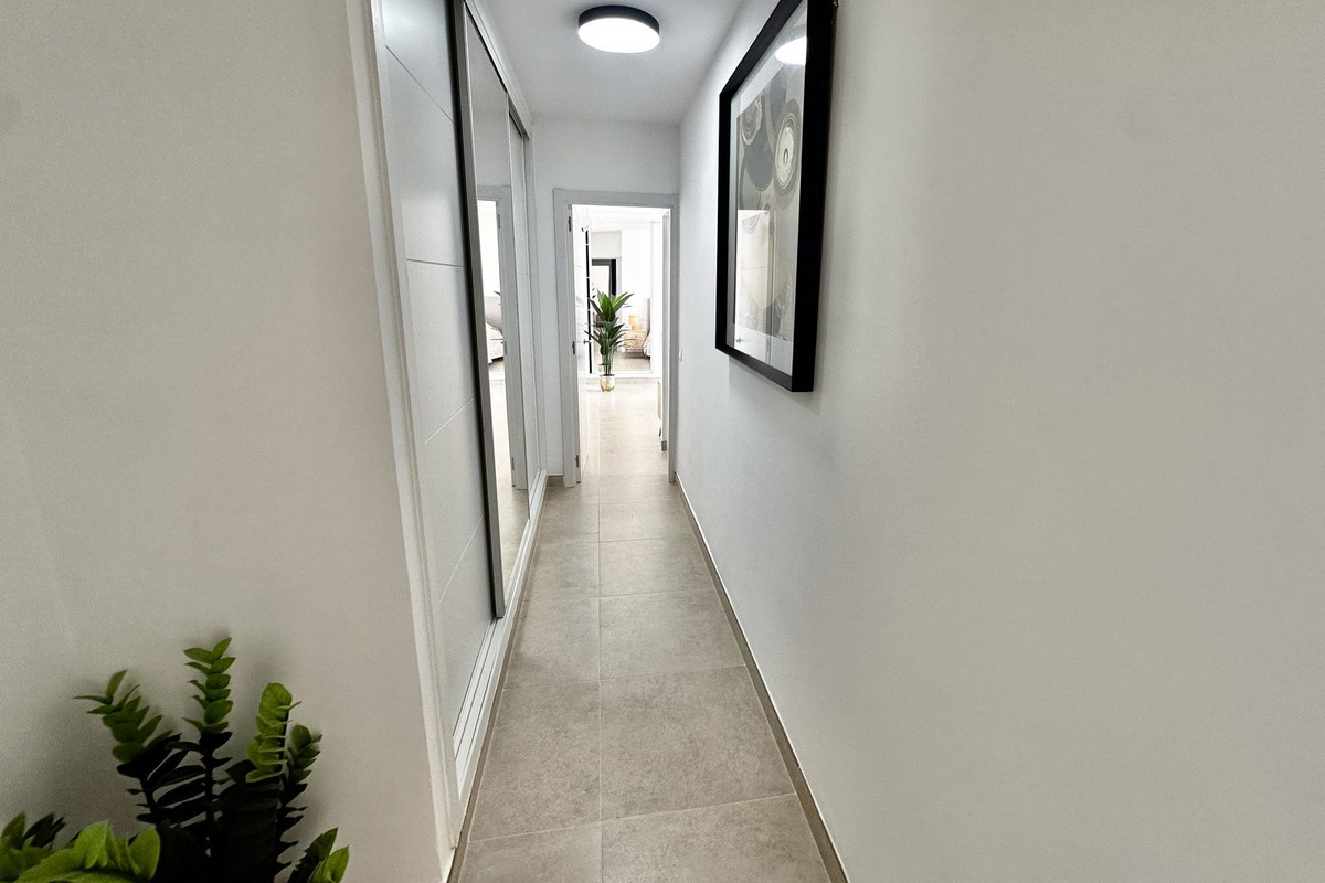 Huis te koop in El Chaparral | 3 slaapkamers H5073133