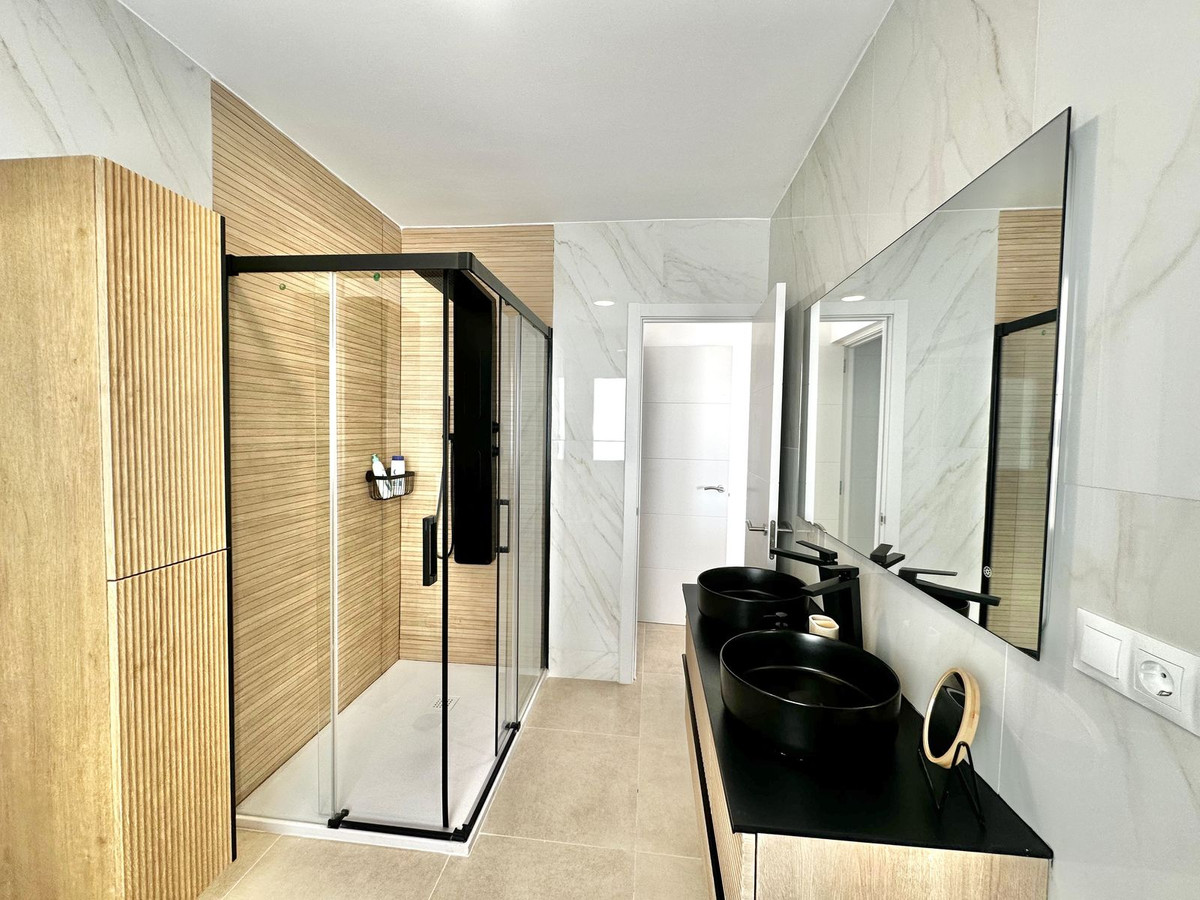 Huis te koop in El Chaparral | 3 slaapkamers H5073133