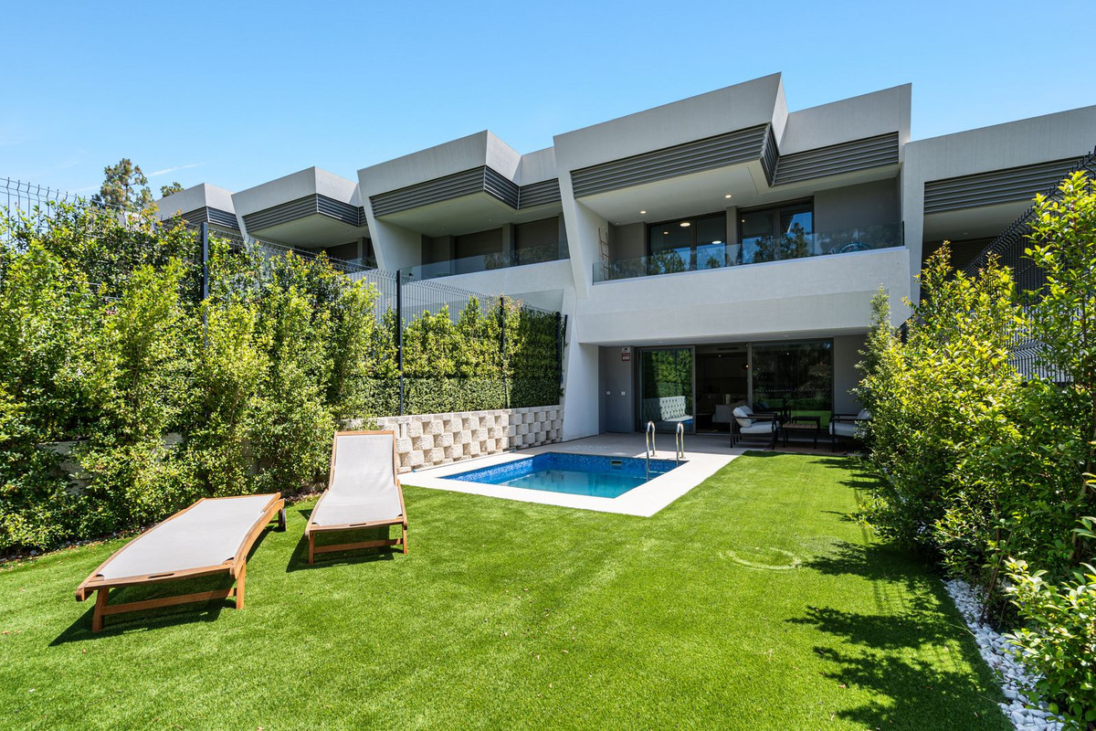 Huis te koop in El Chaparral | 3 slaapkamers H5075539