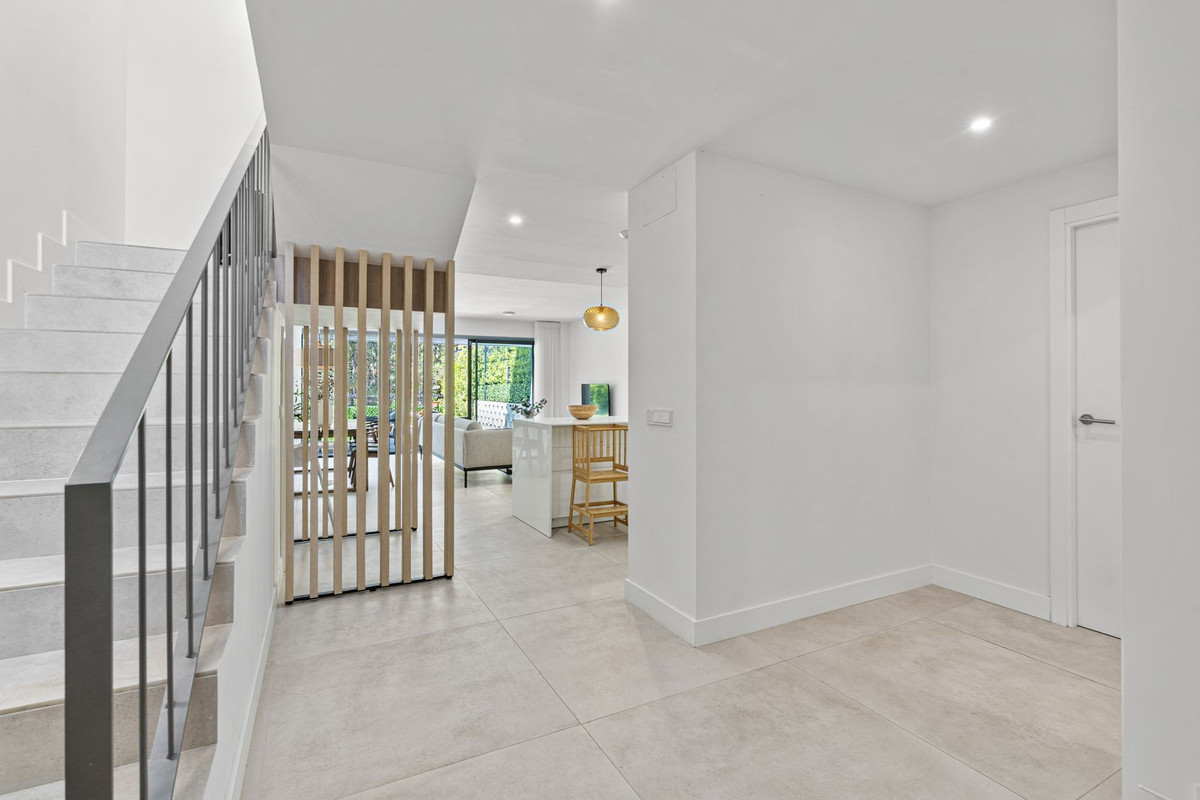 Huis te koop in El Chaparral | 3 slaapkamers H5075539