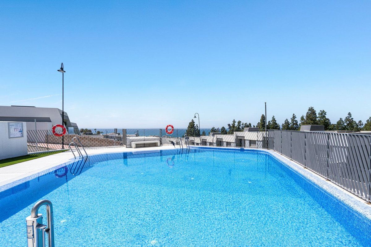 Huis te koop in El Chaparral | 3 slaapkamers H5075539
