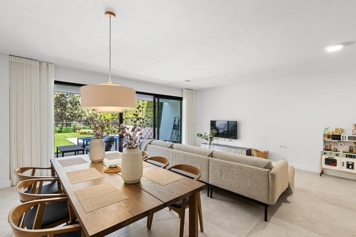 Huis te koop in El Chaparral | 3 slaapkamers H5075539