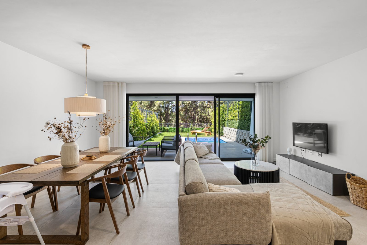 Huis te koop in El Chaparral | 3 slaapkamers H5075539