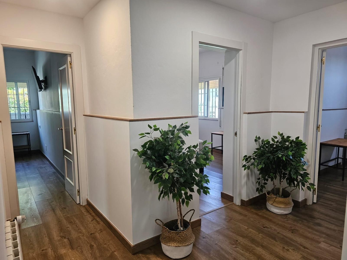 Huis te koop in El Chaparral | 4 slaapkamers H5080876
